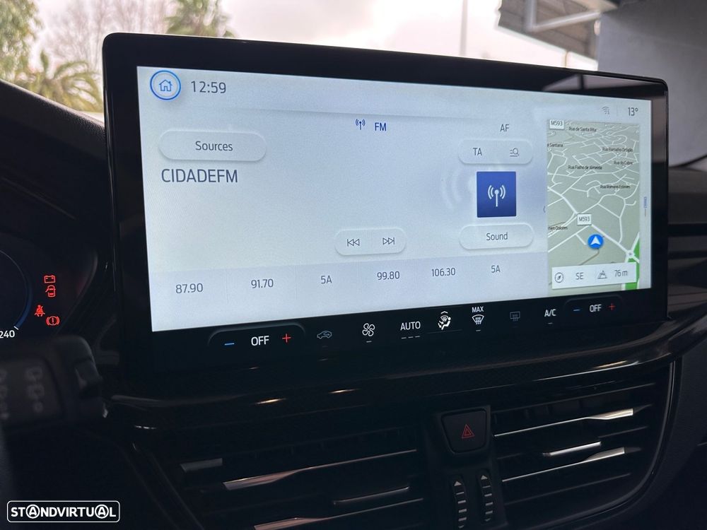 Ford Focus 1.0 EcoBoost MHEV ST-Line - 15