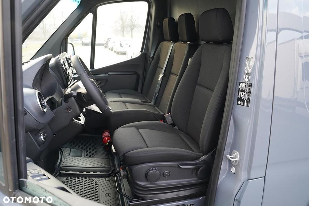 Mercedes-Benz Sprinter 319 CDI Long PRO 9G-Tronic 14m3 - 10