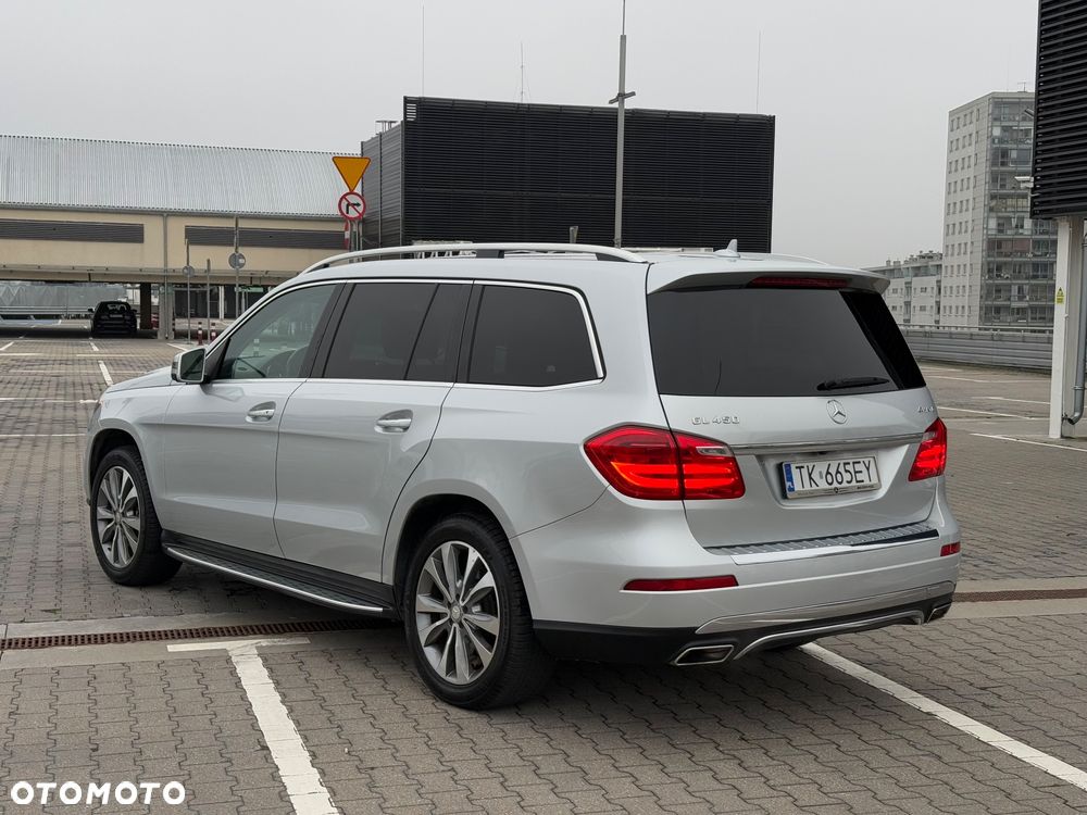 Mercedes-Benz GL - 9