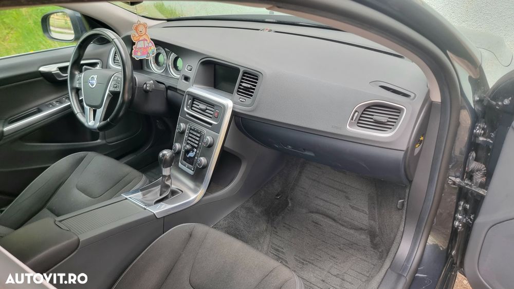 Volvo V60 T4 - 25