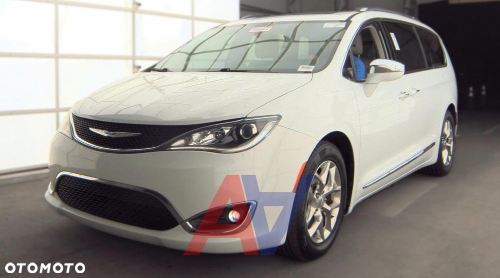 Chrysler Pacifica - 2