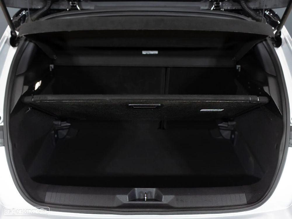 Opel Astra 1.2 T GS Line Aut. - 8