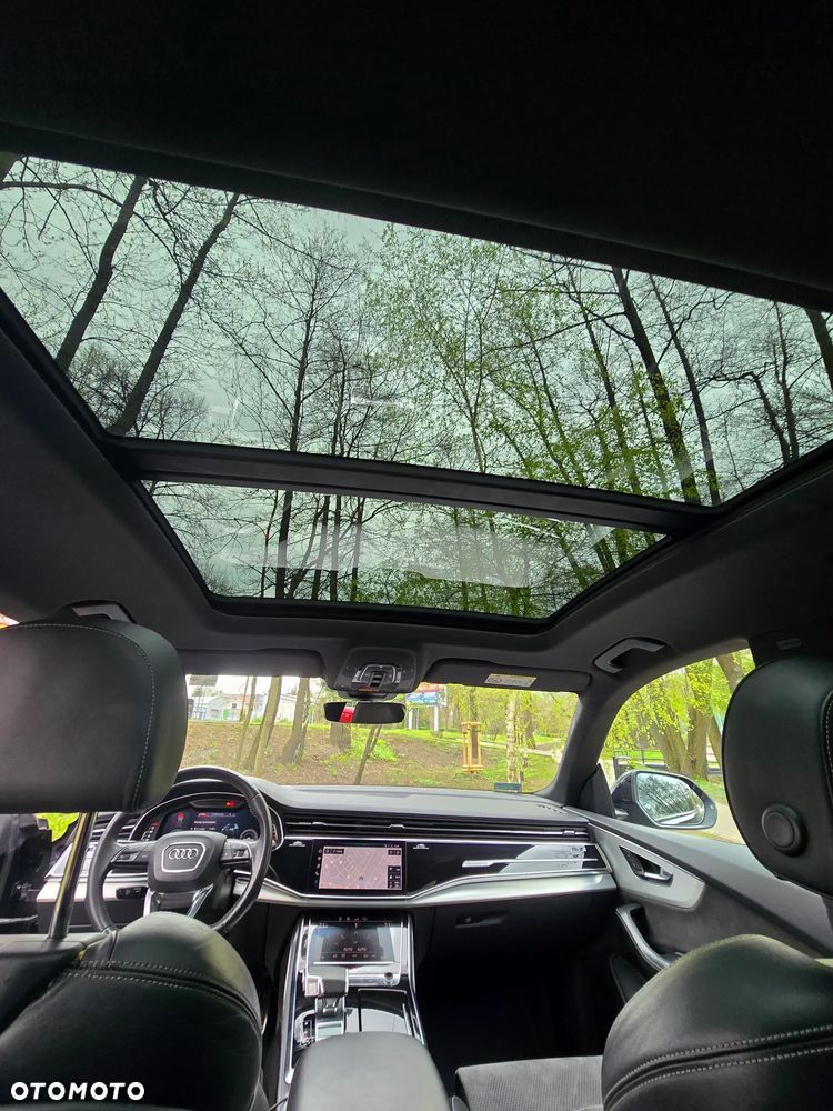 Audi Q8 - 18