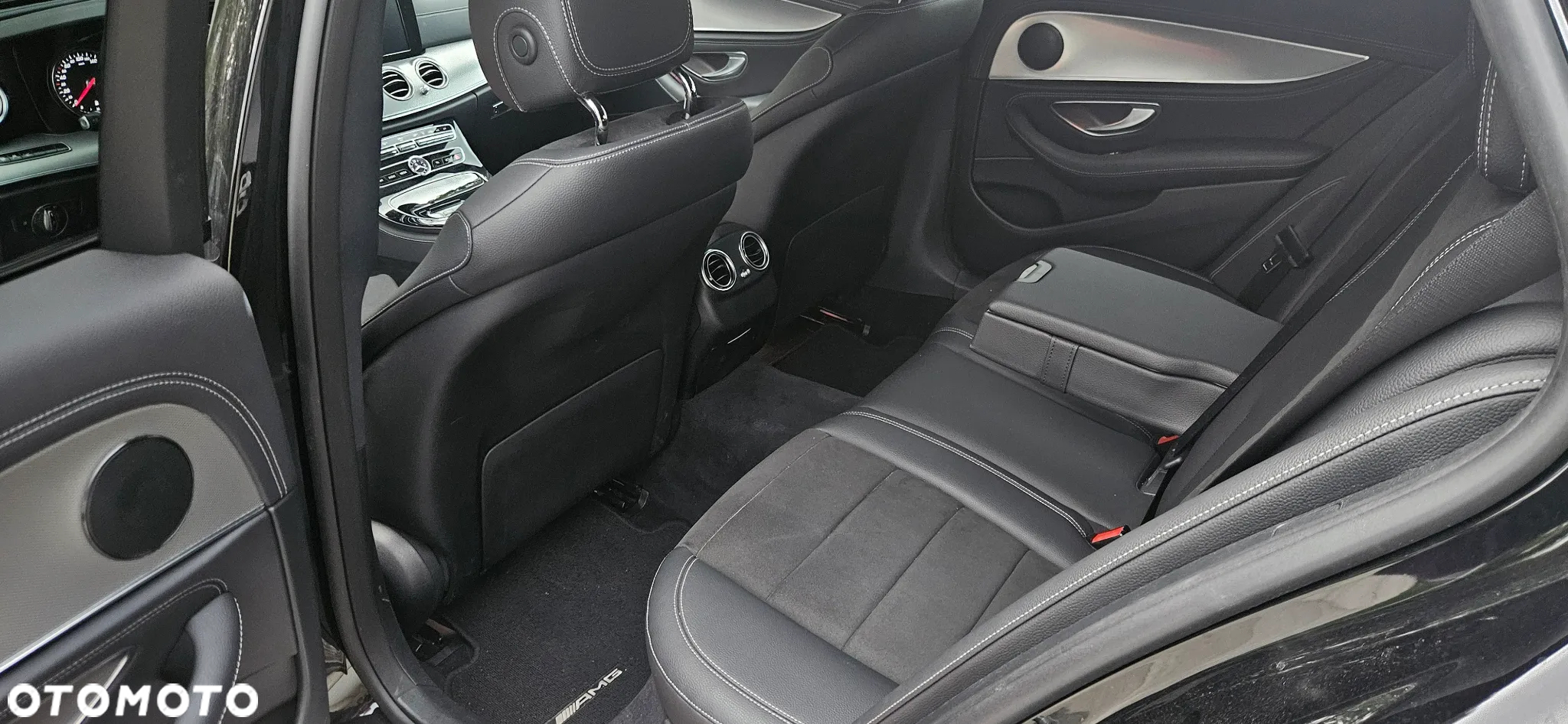 Mercedes-Benz Klasa E 300 de T 9G-TRONIC AMG Line - 16