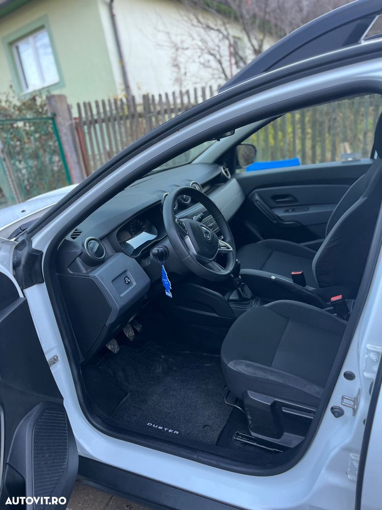 Dacia Duster SCe 115 2WD Essential - 24