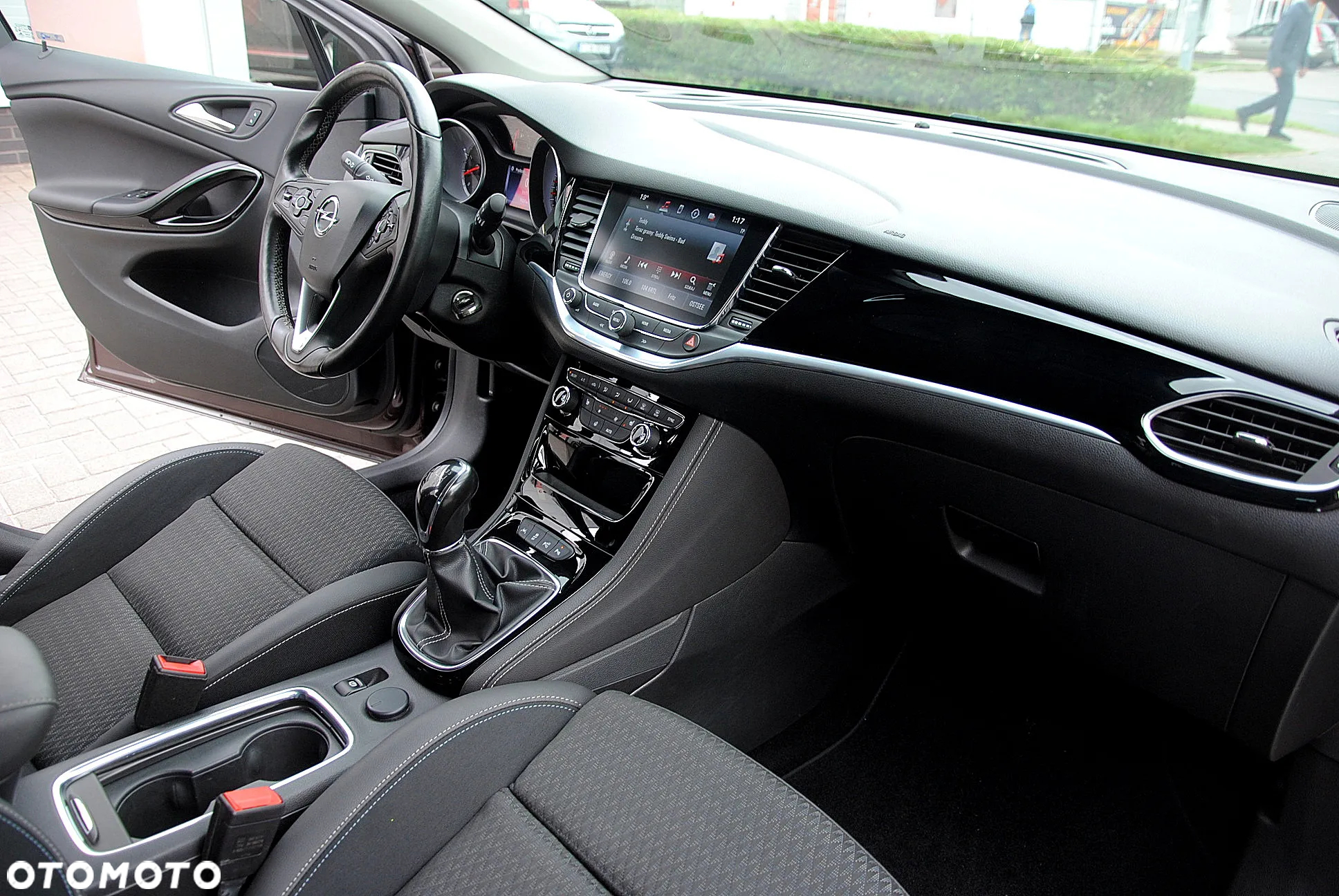 Opel Astra 1.4 Turbo Sports Tourer Business - 13