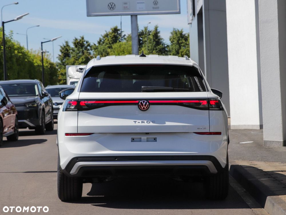 Volkswagen T-Roc - 5