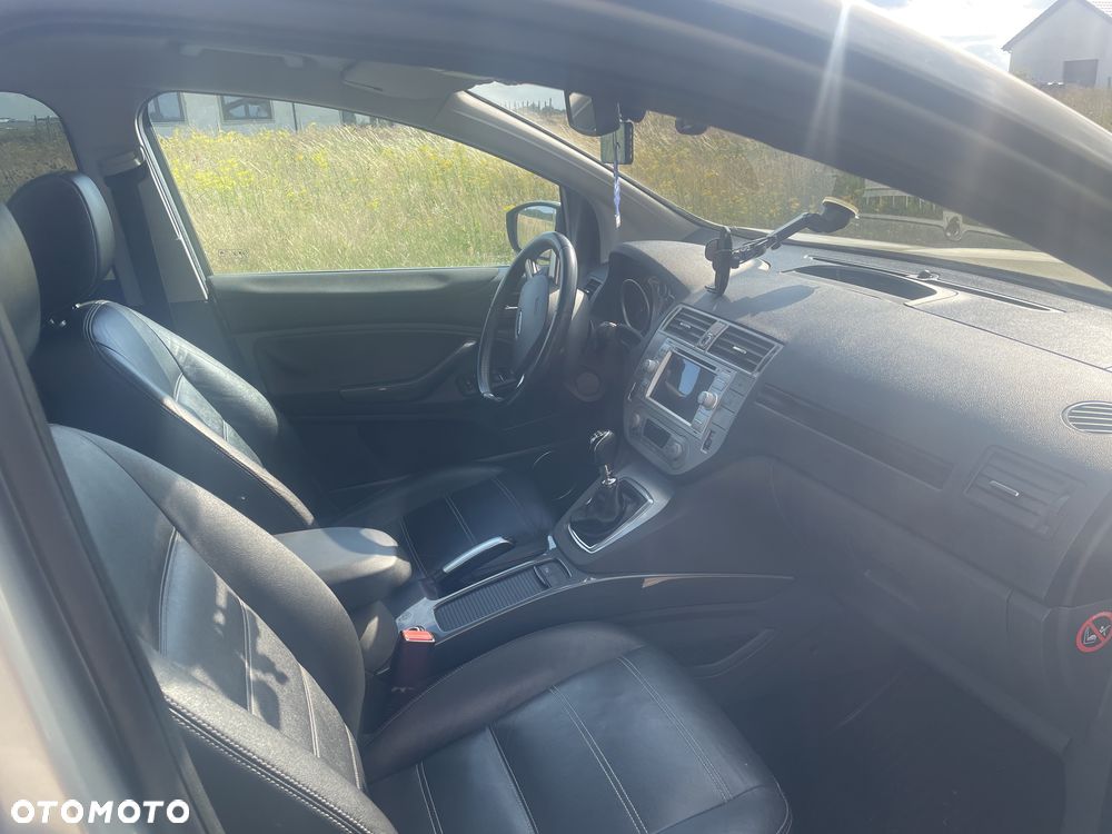 Ford Kuga - 4