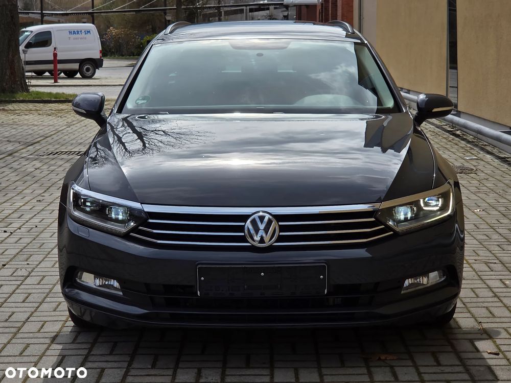 Volkswagen Passat 2.0 TDI (BlueMotion Technology) Trendline - 8