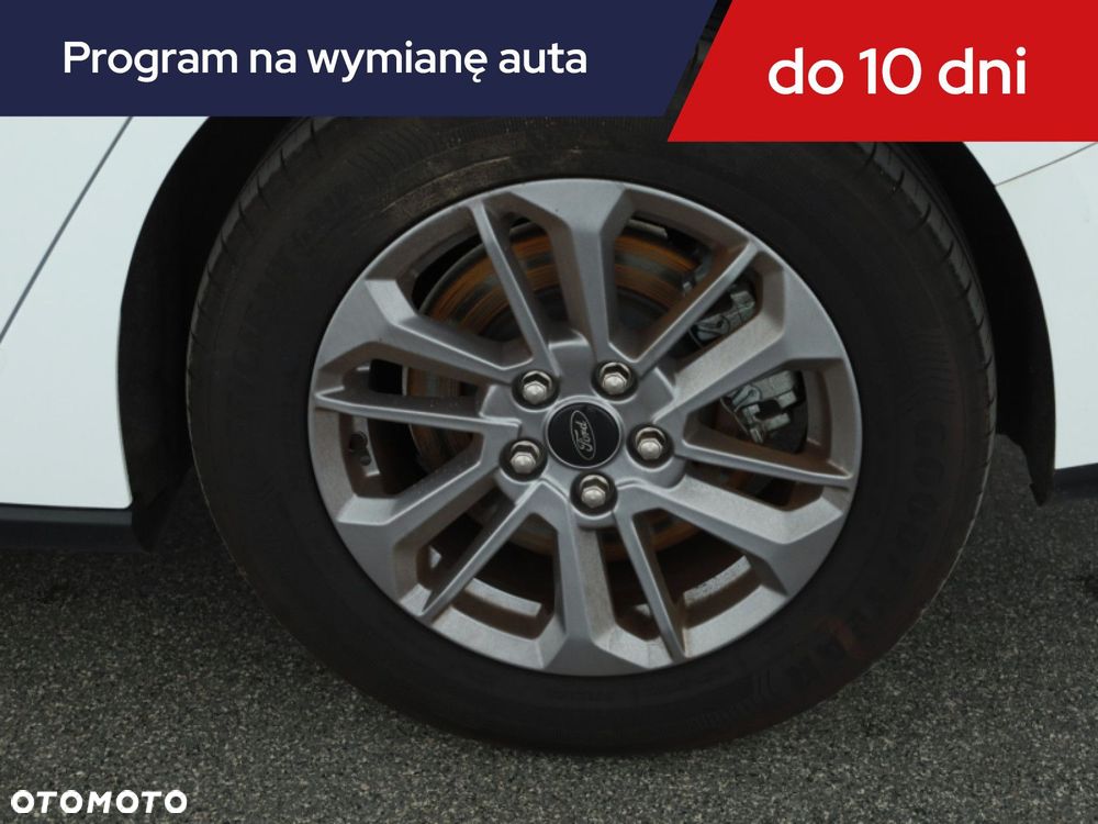 Ford Focus SW - 14