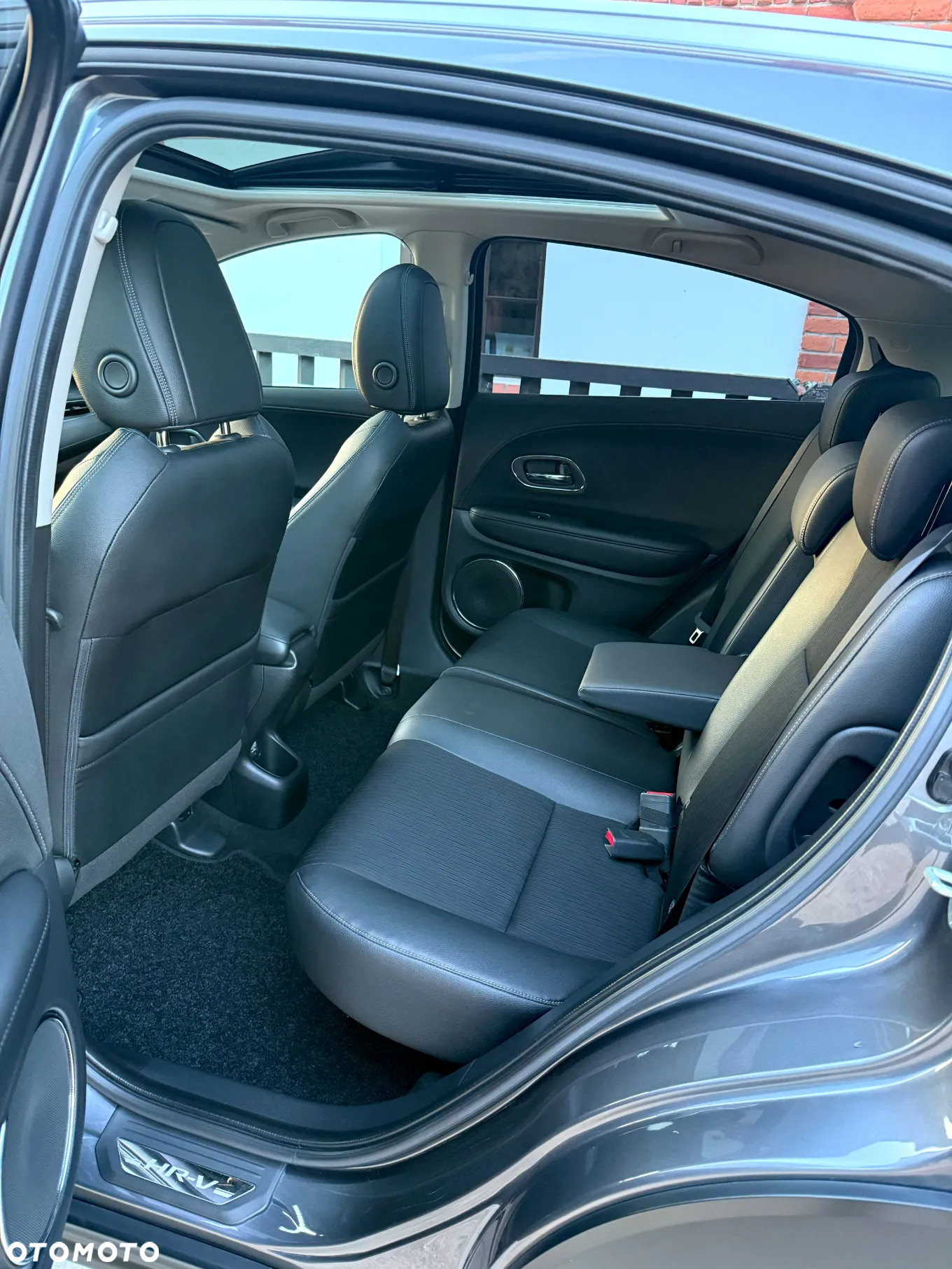 Honda HR-V 1.5 Executive (ADAS / Connect+) CVT - 30