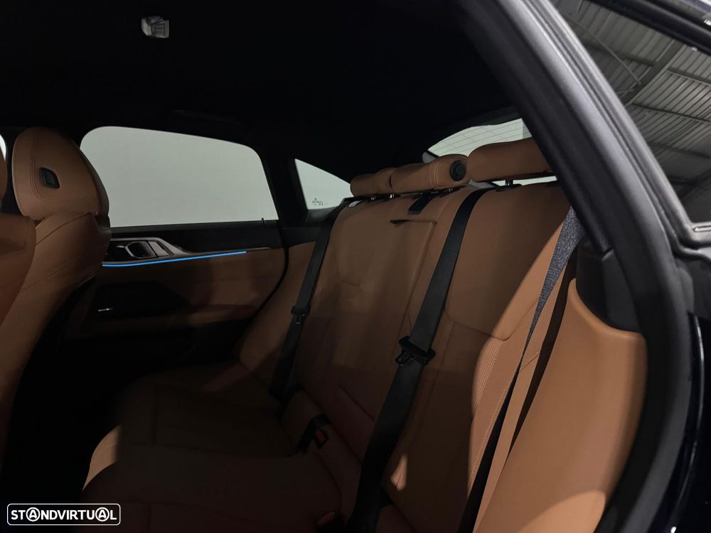 BMW i4 eDrive35 Pack Desportivo M - 21