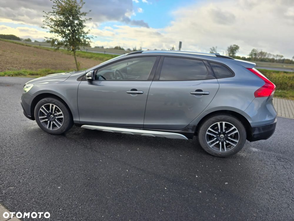 Volvo V40 D2 - 9
