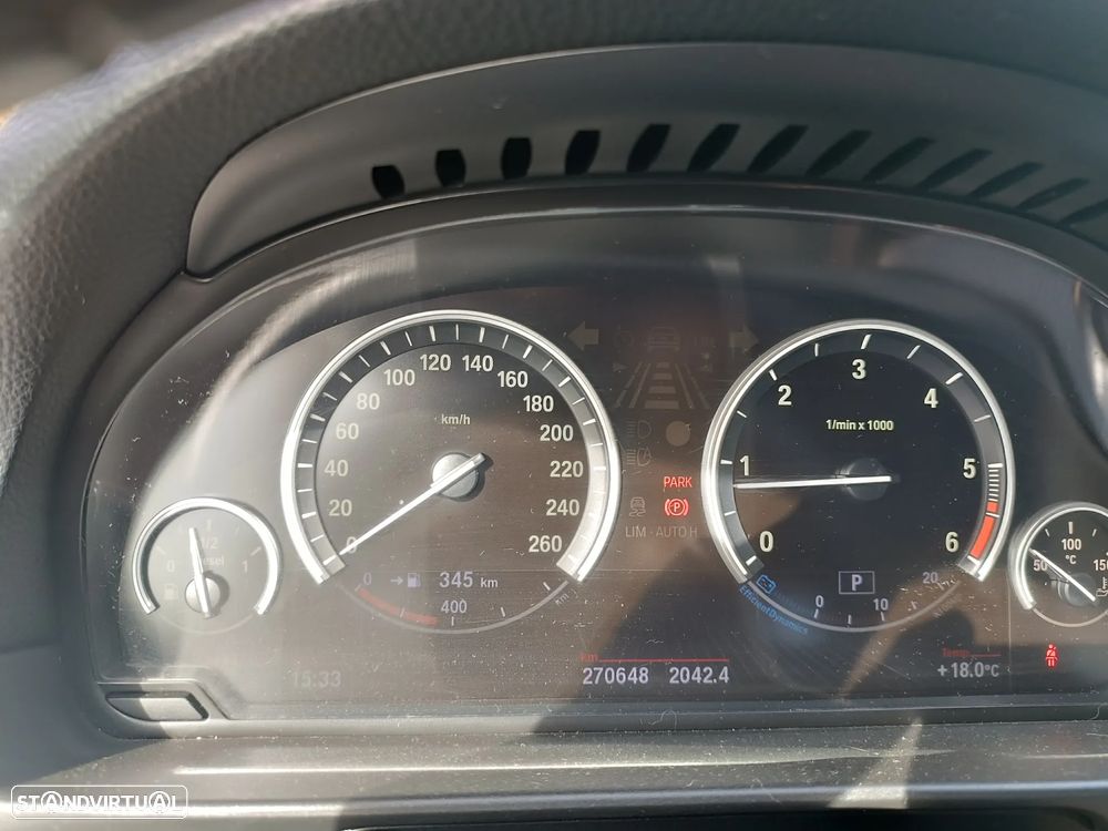 BMW 525 d Pack M Auto - 8