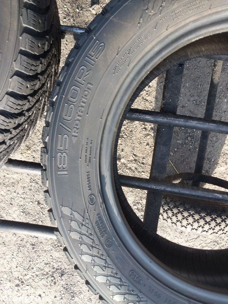Opony zimowe 185.60.15 Nokian 8mm - 2