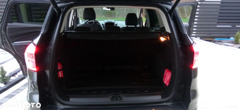 Ford Kuga 2.0 TDCi 4x4 Vignale - 23