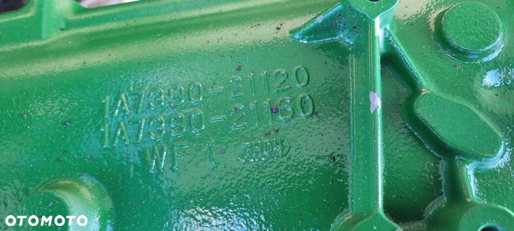SKRZYNIA BIEGÓW TRAKTOR JOHN DEERE 3045R OBUDOWA - 7