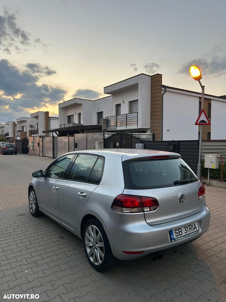 Volkswagen Golf 2.0 TDI Comfortline 4Motion - 6