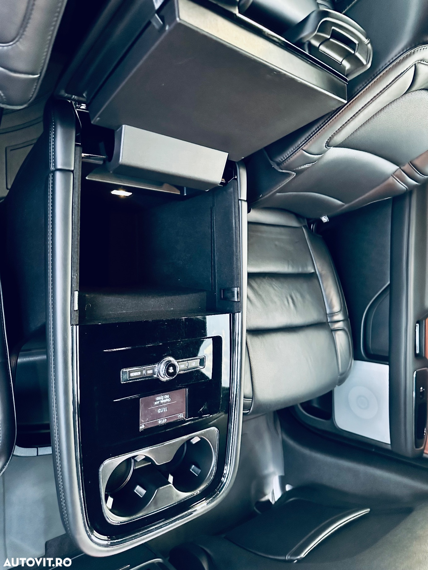Lincoln Navigator - 11