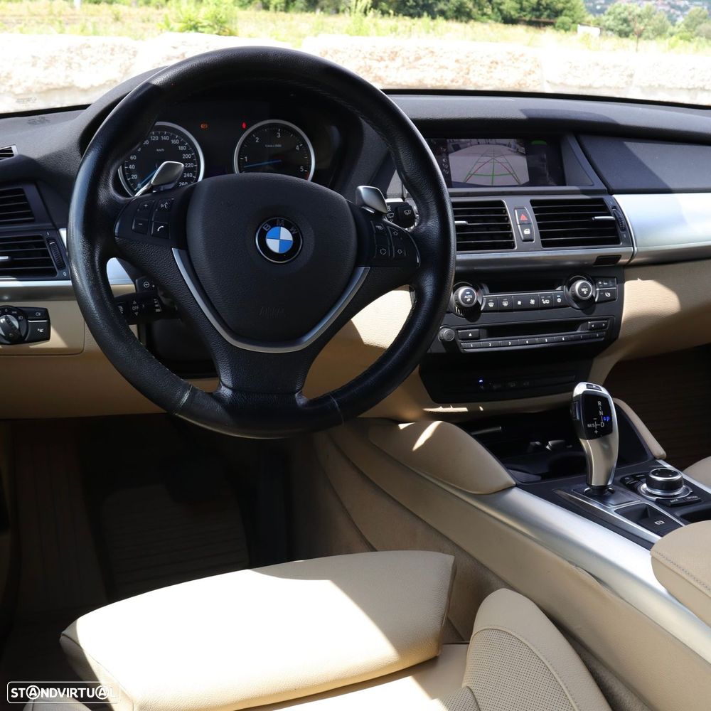 BMW X6 xDrive40d - 12