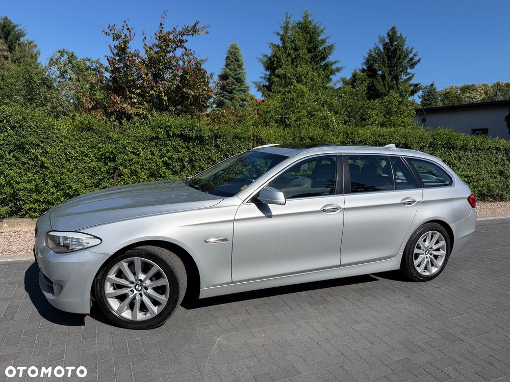 BMW Seria 5 530d Sport-Aut Luxury Line - 5