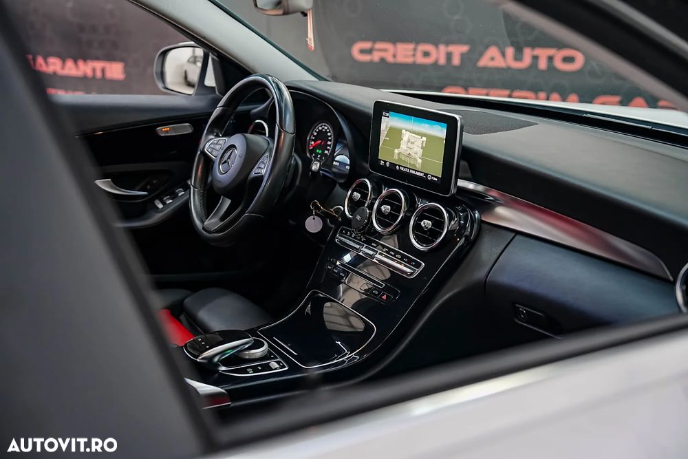 Mercedes-Benz C - 18