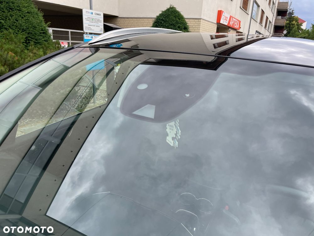 Ford S-Max - 32