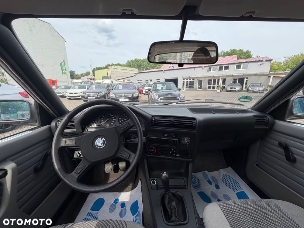 BMW Seria 3 - 16