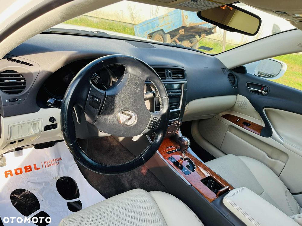 Lexus IS 250 - 7