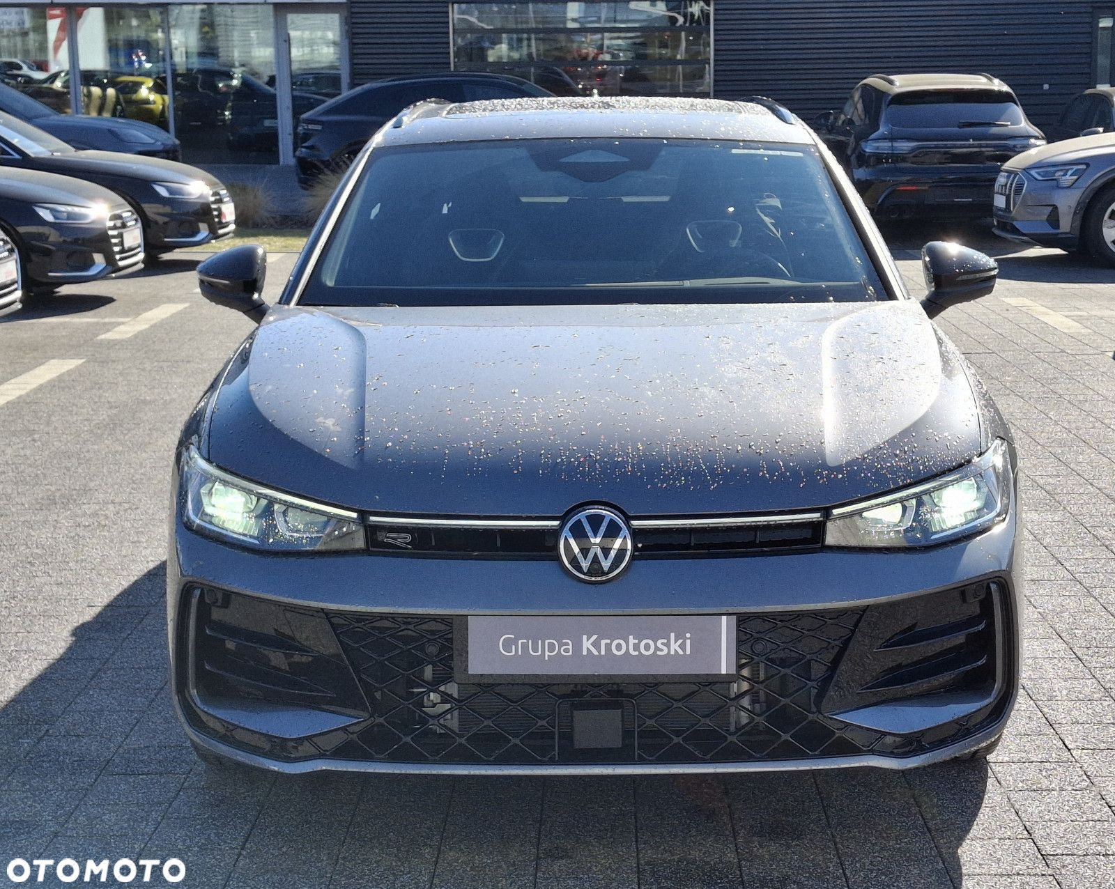 Volkswagen Passat - 2