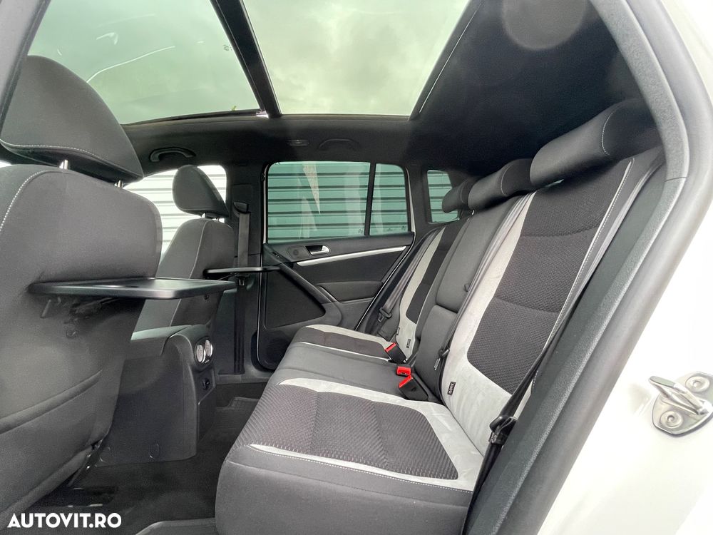 Volkswagen Tiguan - 19