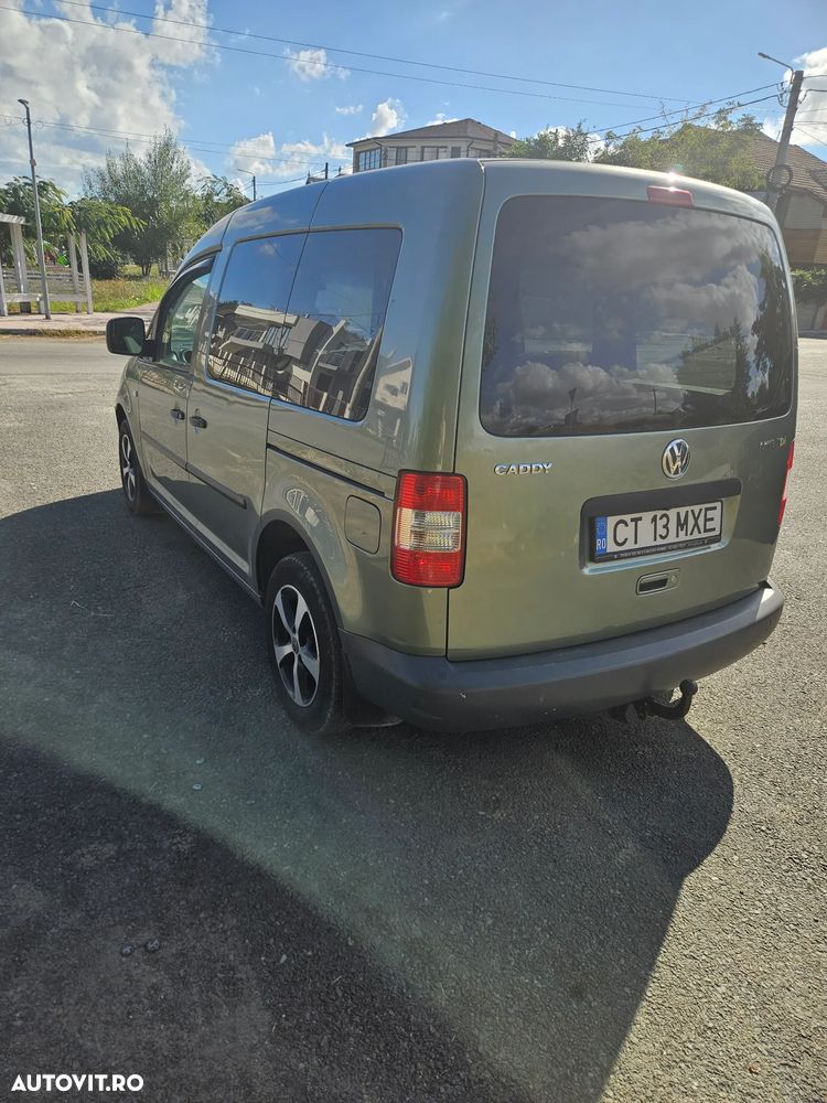 Volkswagen Caddy ver-1-9-life-7--si- - 8