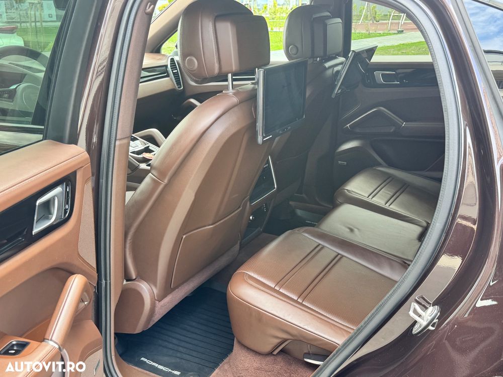 Porsche Cayenne Tiptronic S - 7