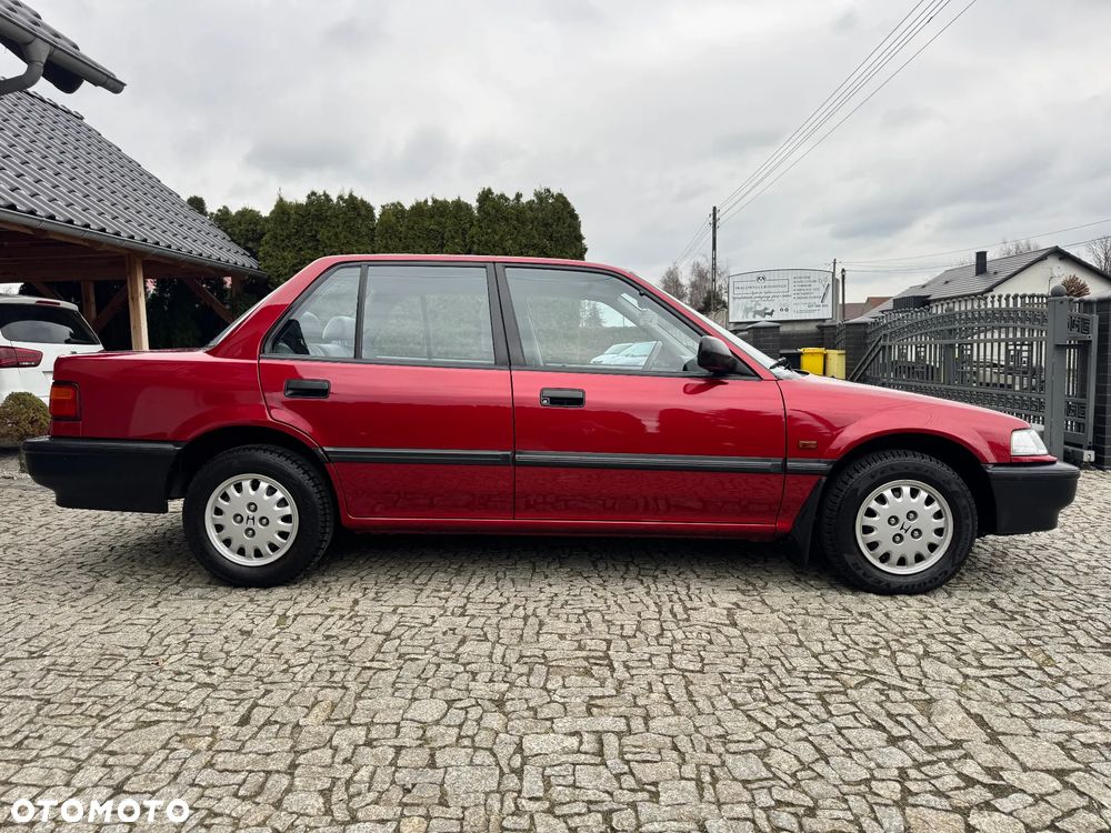 Honda Civic 1.5i - 4