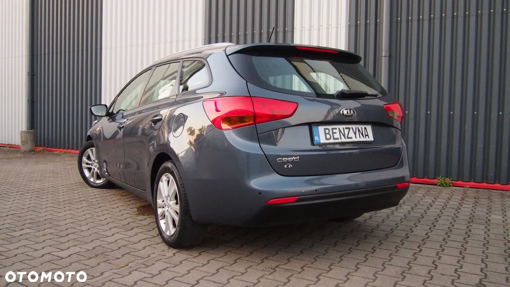 Kia Ceed 1.4 CVVT Dream Team Edition - 3