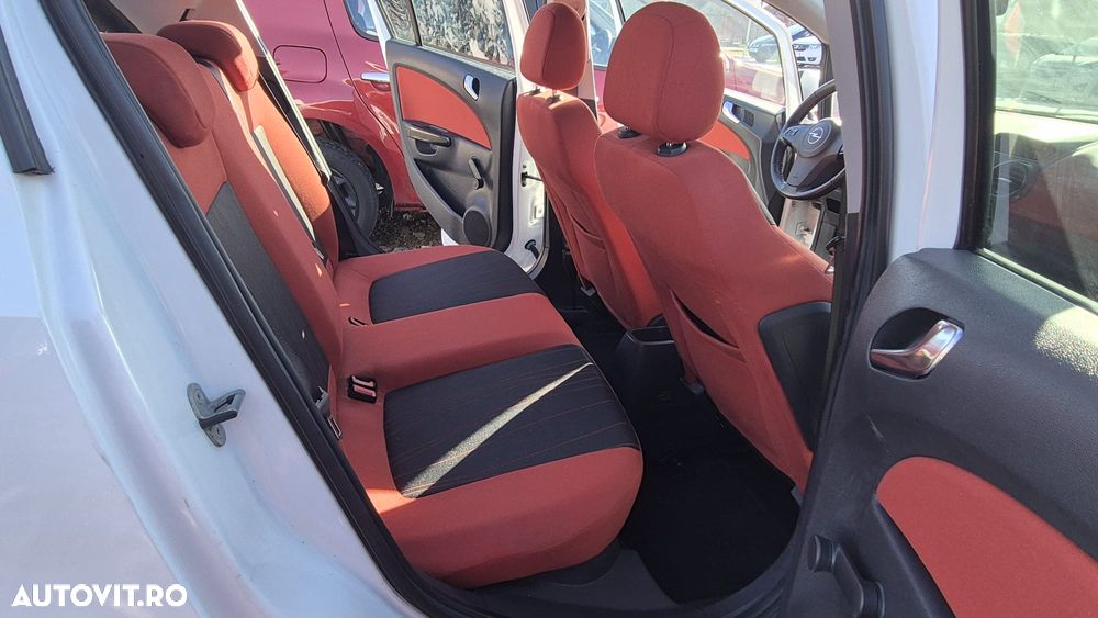 Opel Corsa 1.2 16V EcoFLEX Edition 111 Jahre - 10