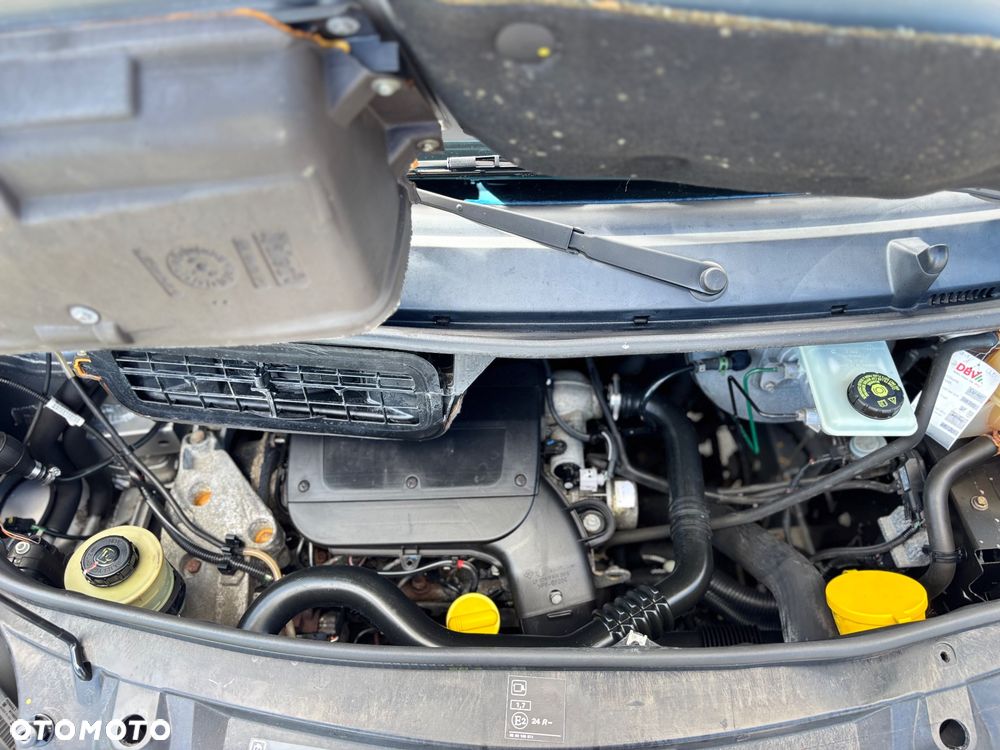 Opel Vivaro L1H1 - 32