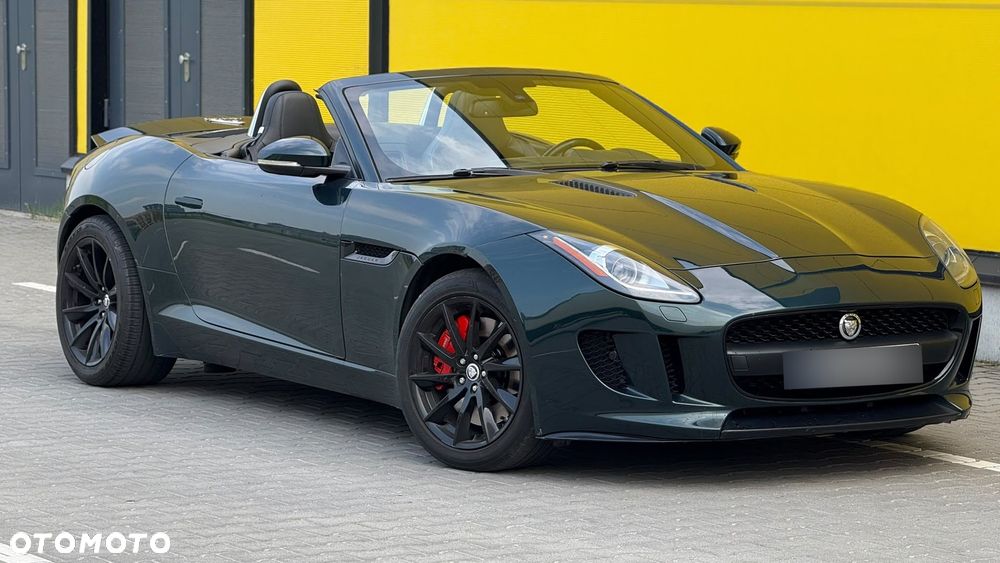 Jaguar F-Type R-Dynamic - 12