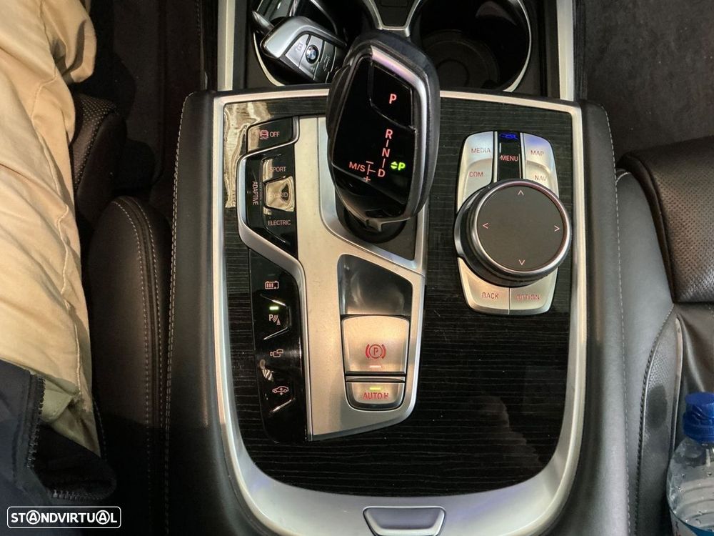 BMW 745 Le xDrive iPerformance Pack M Auto - 19