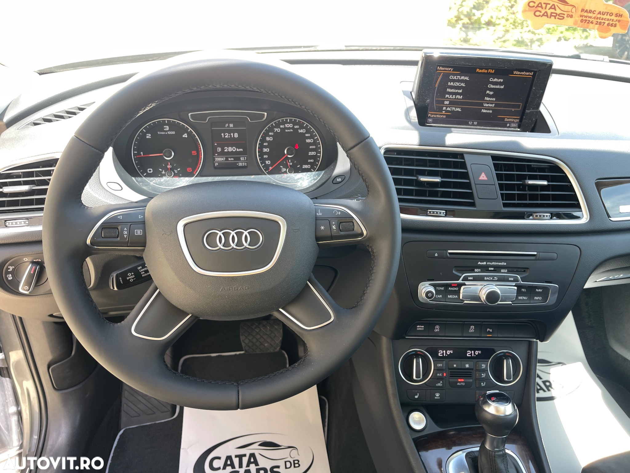 Audi Q3 2.0 TDI Quattro S tronic design - 35
