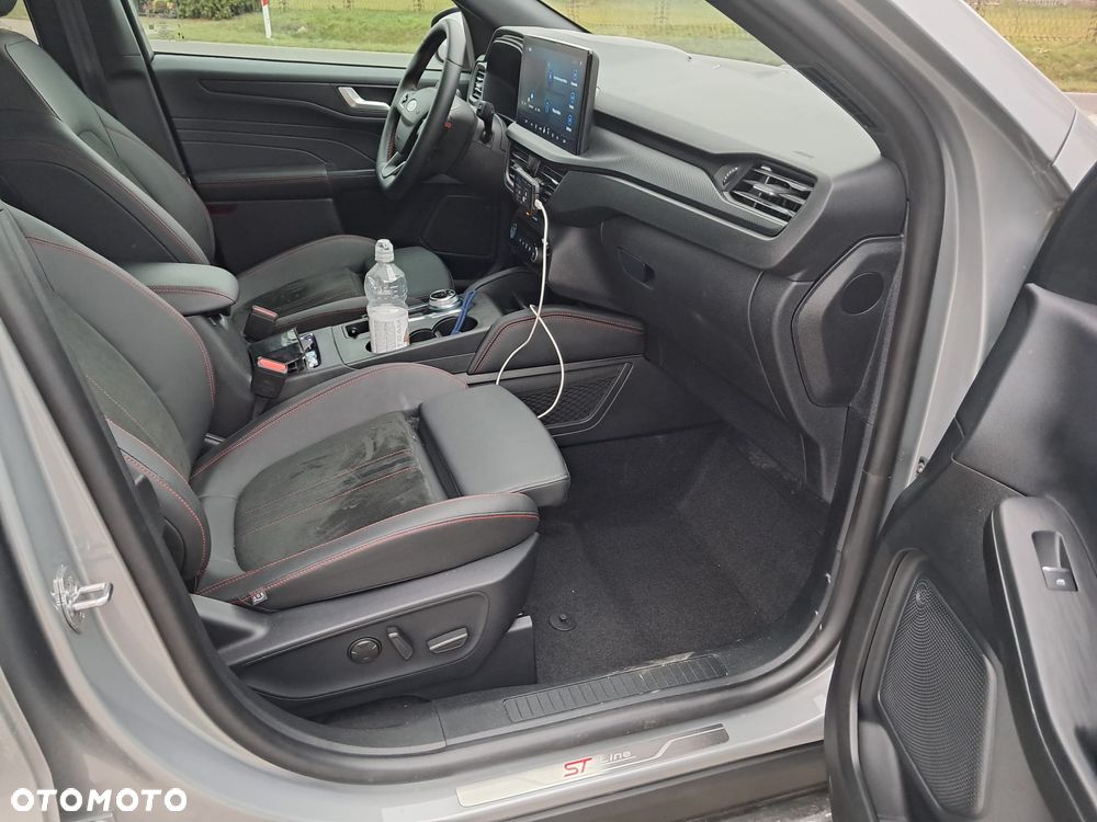 Ford Kuga 2.5 Duratec FHEV ST-LINE X - 16