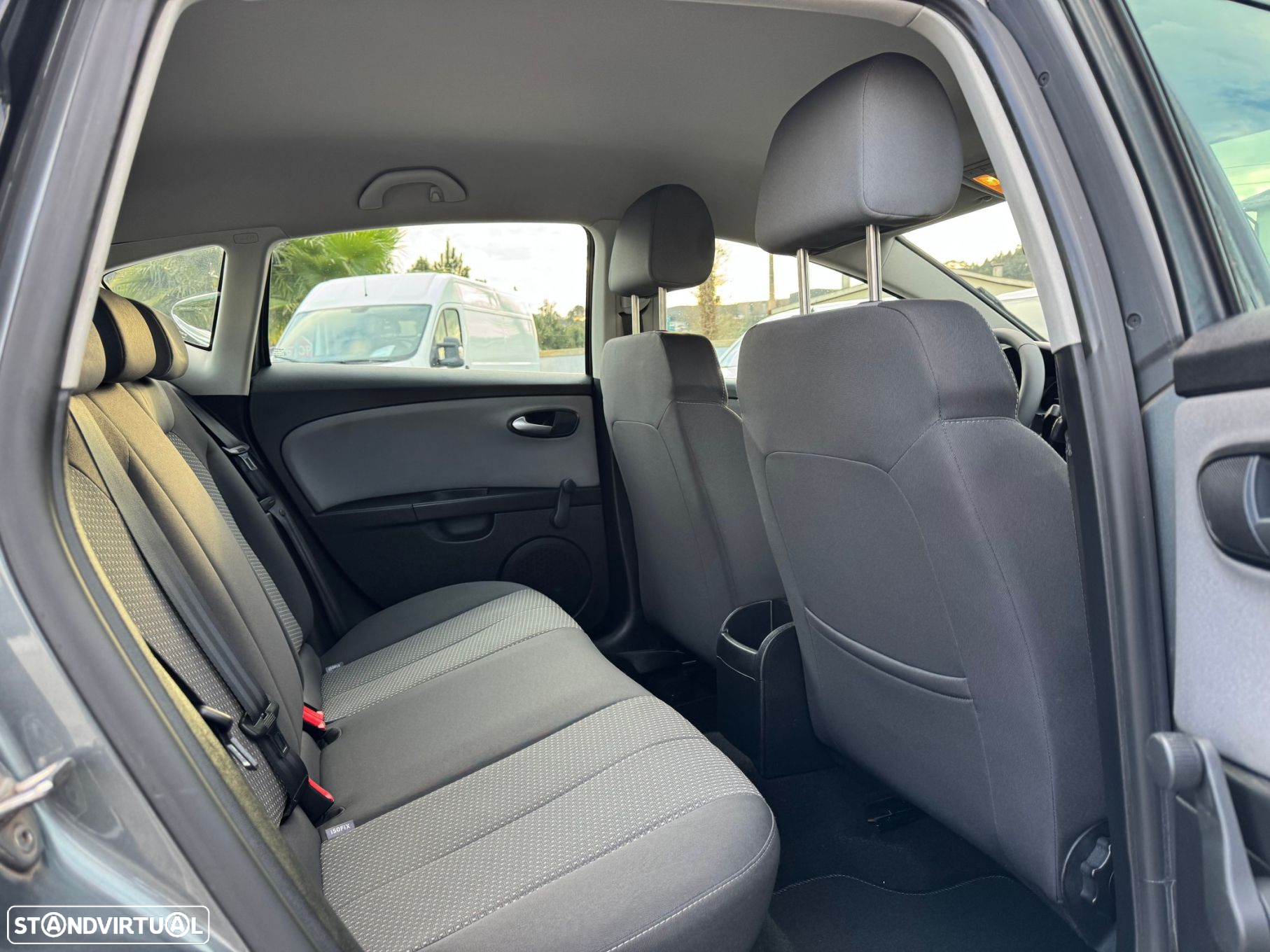 SEAT Leon 1.6 TDI Reference - 27