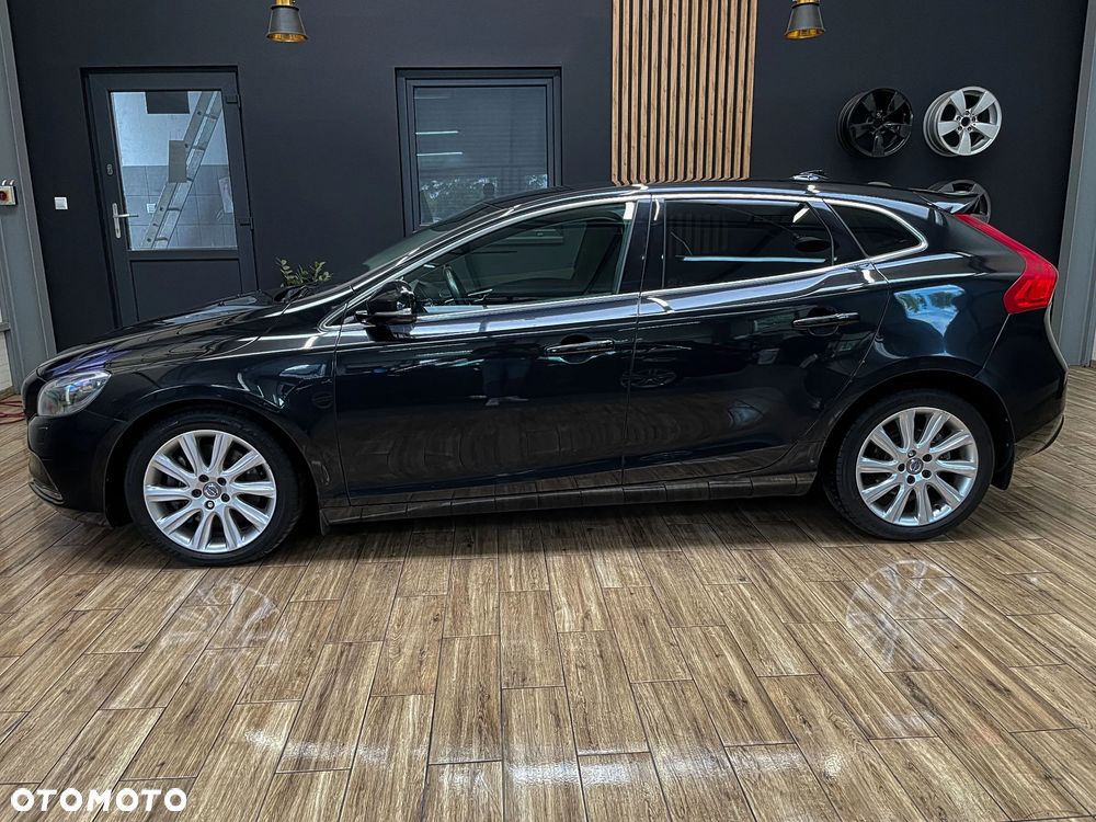 Volvo V40 D3 Geartronic Summum - 11