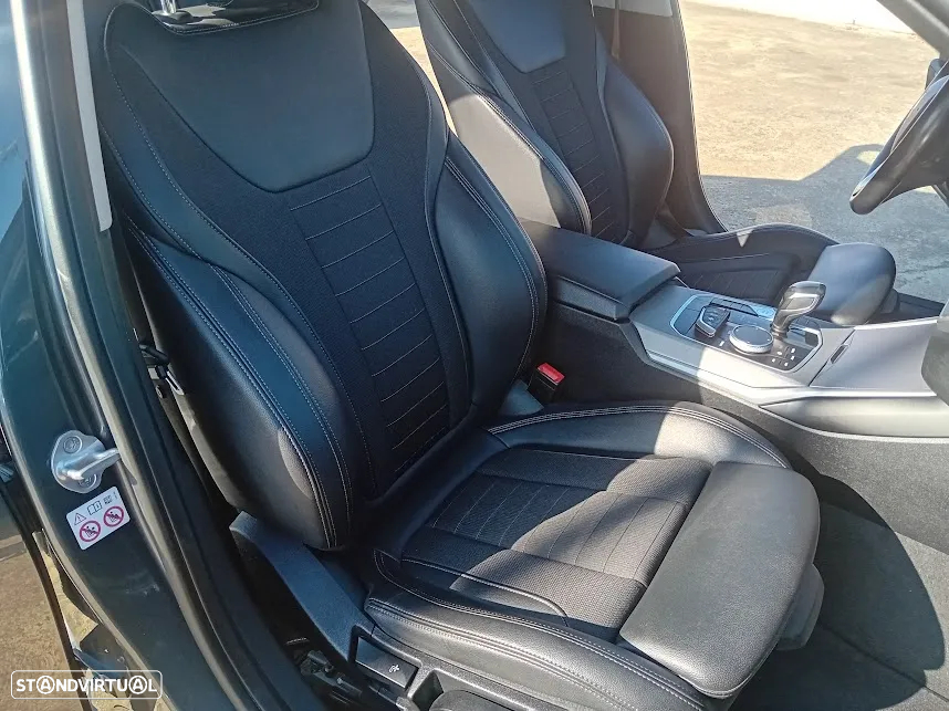 BMW ActiveHybrid 3 - 12