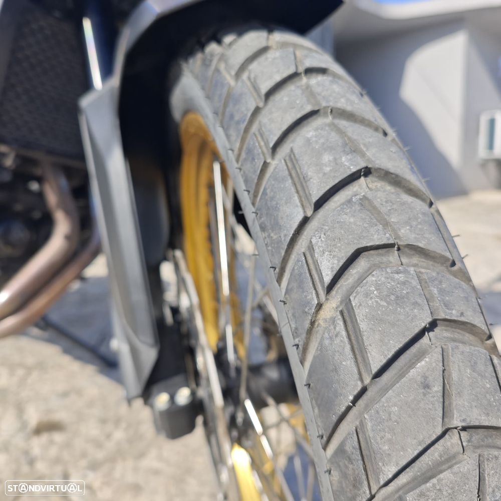 Honda Transalp 750 - 2