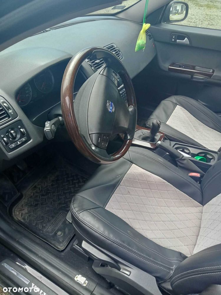 Volvo V50 - 7