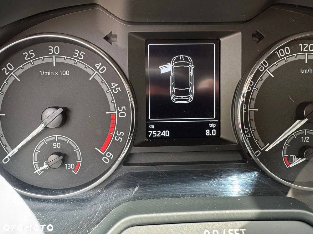 Skoda Octavia 2.0 TDI SCR Style DSG - 9