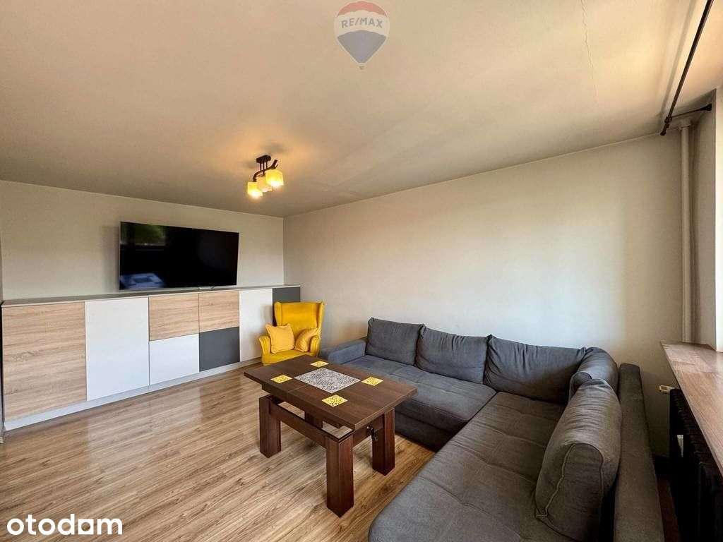 Dwupokojowe M - 51 m² po remoncie balkon