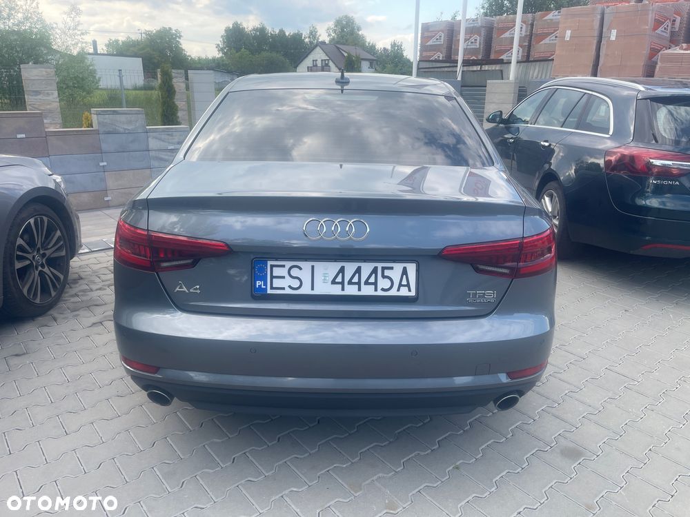 Audi A4 Limousine - 5