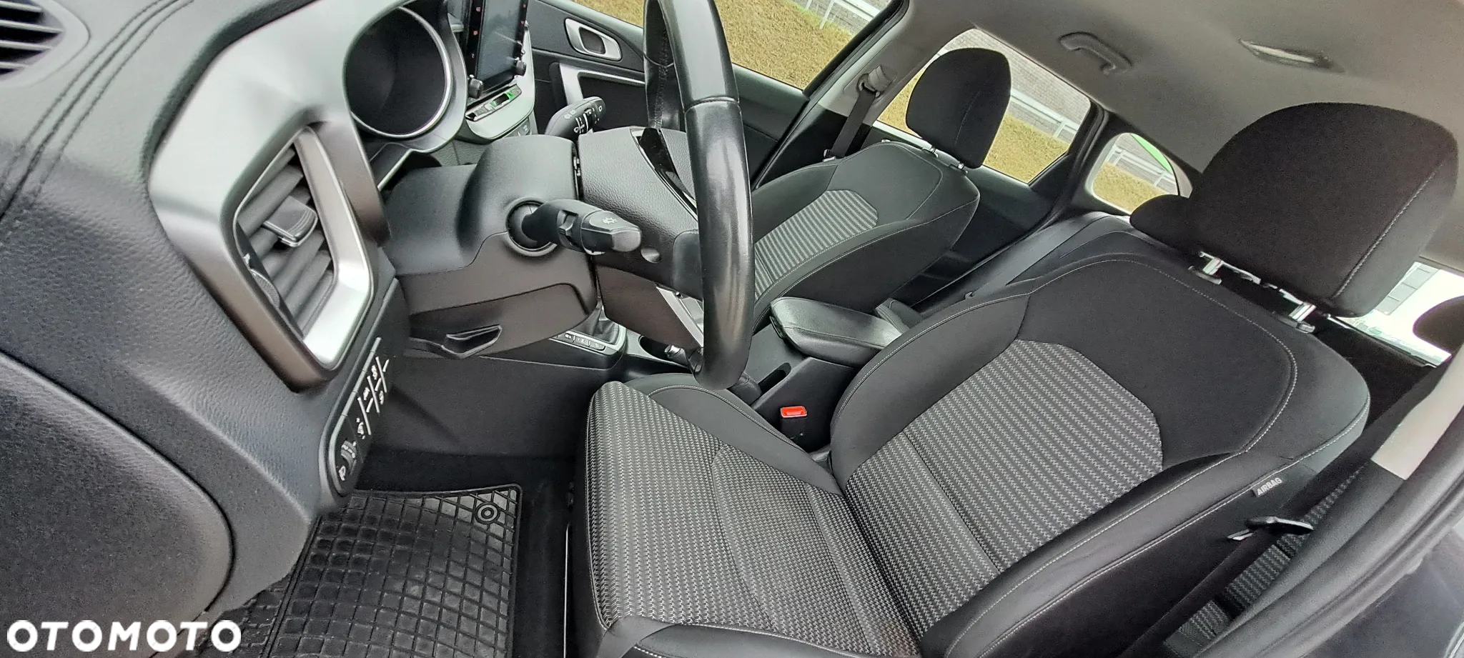 Kia Ceed 1.5 T-GDI M - 36